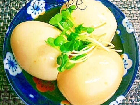 簡単おつまみ＊めんつゆ柚子こしょう味玉